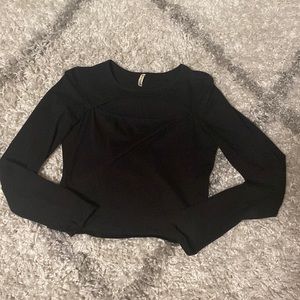 Black Cropped Long Sleeve